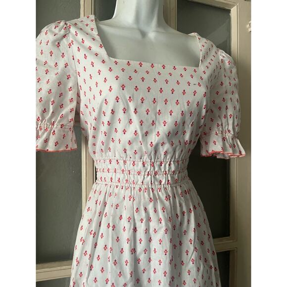 Gal Meets Glam Dress - Picture 7 of 11